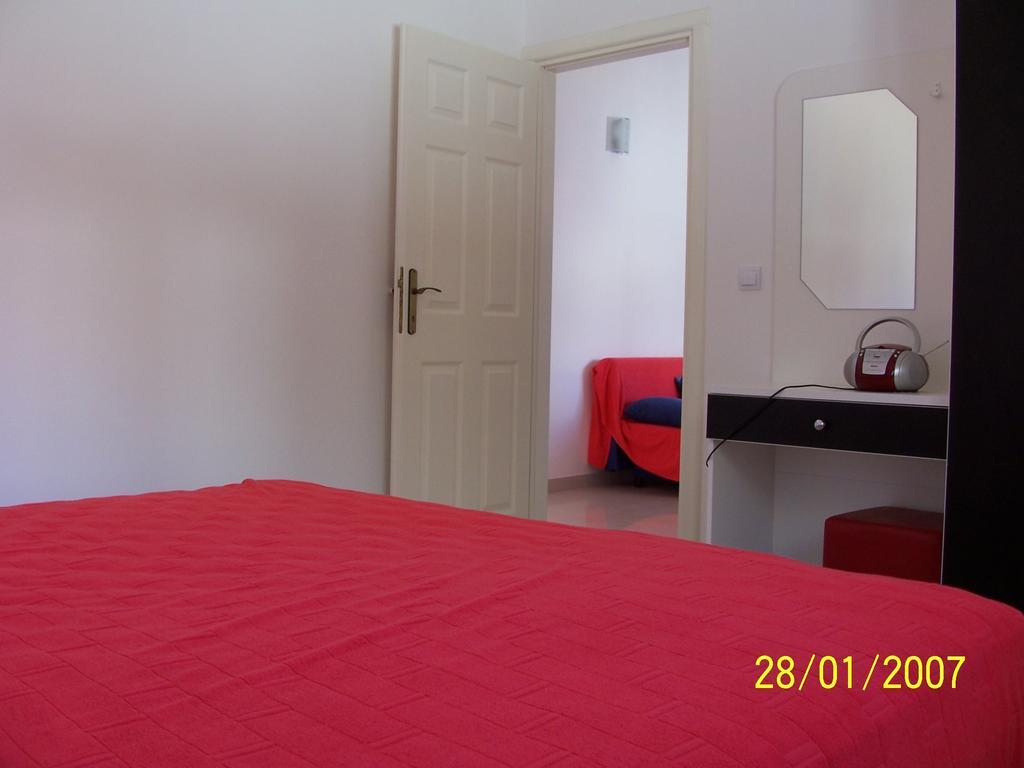 Apartments Perdijic Nemira Omiš Chambre photo