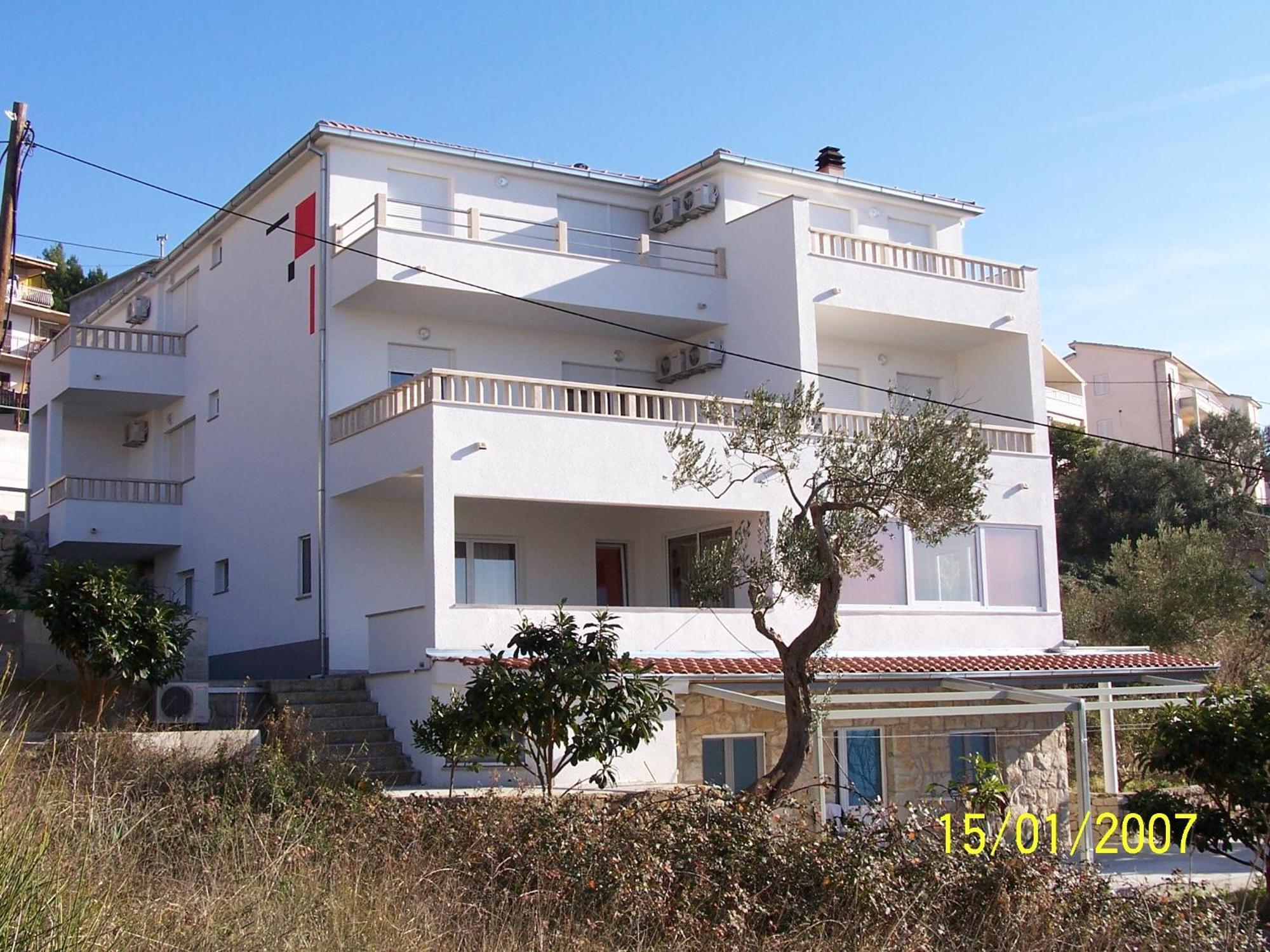 Apartments Perdijic Nemira Omiš Extérieur photo