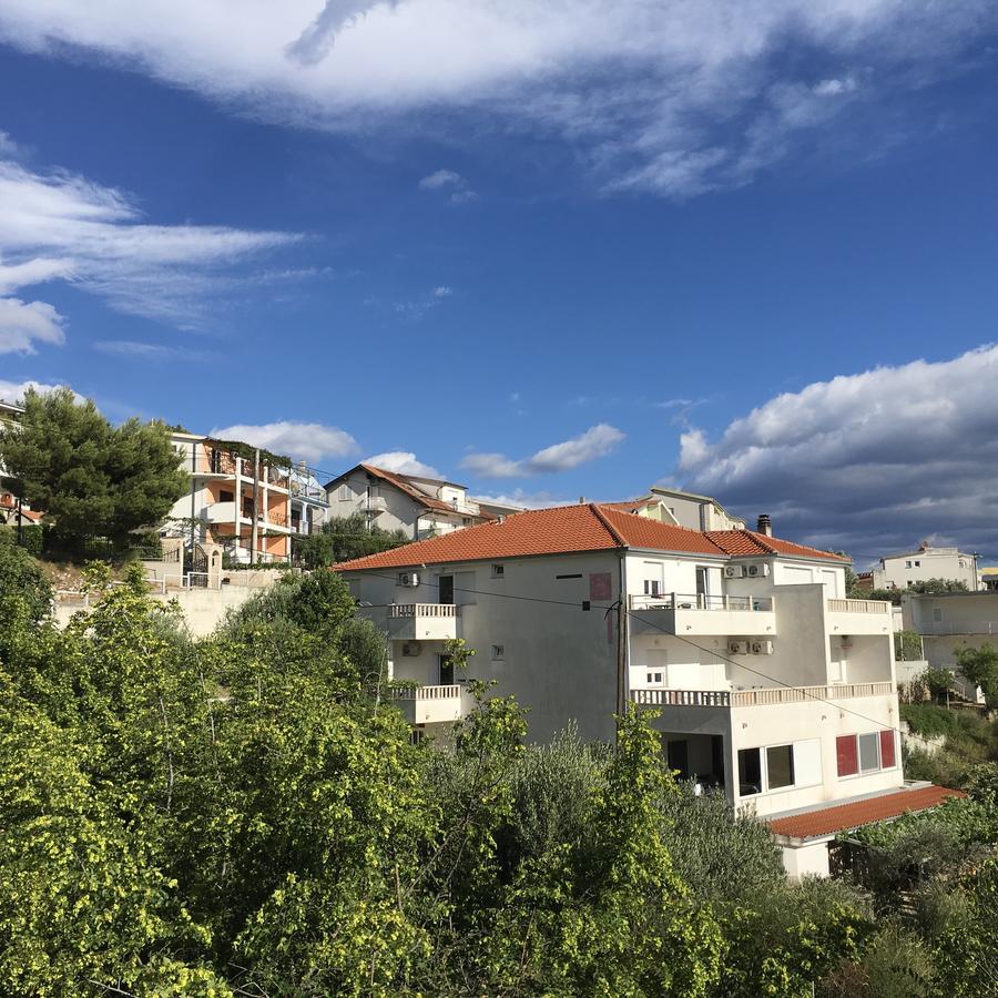 Apartments Perdijic Nemira Omiš Extérieur photo